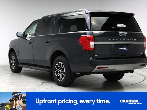 Gray 2024 Ford Expedition Max XLT