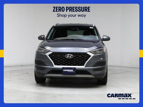 Gray 2019 Hyundai TUCSON SEL