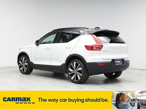 2022 Volvo XC40 Recharge Pure Electric P8 Twin Plus