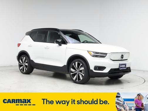 2022 Volvo XC40 Recharge Pure Electric P8 Twin Plus