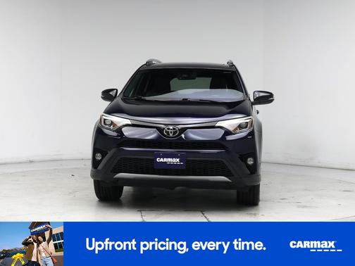 2017 Toyota RAV4 SE