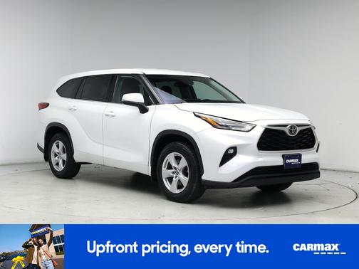 2022 Toyota Highlander LE