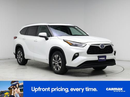 2022 Toyota Highlander Hybrid XLE
