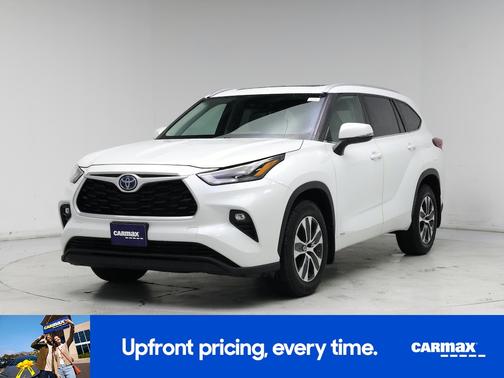 2022 Toyota Highlander Hybrid XLE