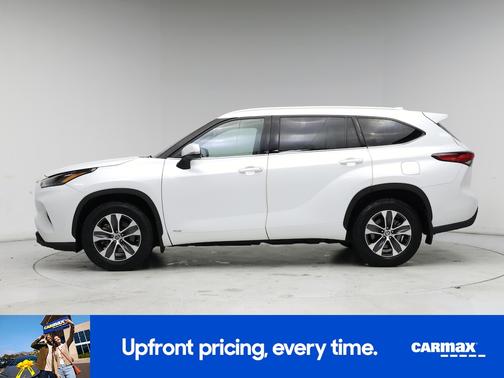 2022 Toyota Highlander Hybrid XLE