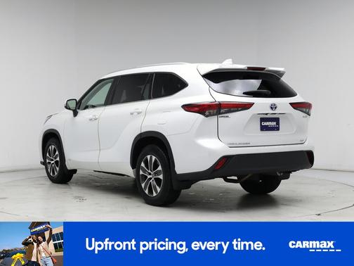 2022 Toyota Highlander Hybrid XLE