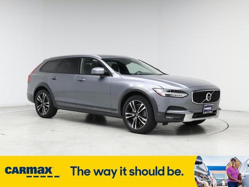 2019 Volvo V90 T5 Cross Country