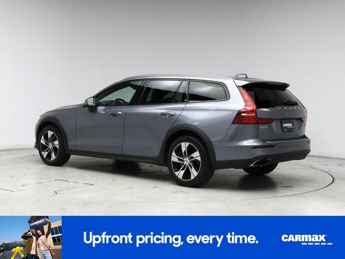 2020 Volvo V60 Cross Country T5