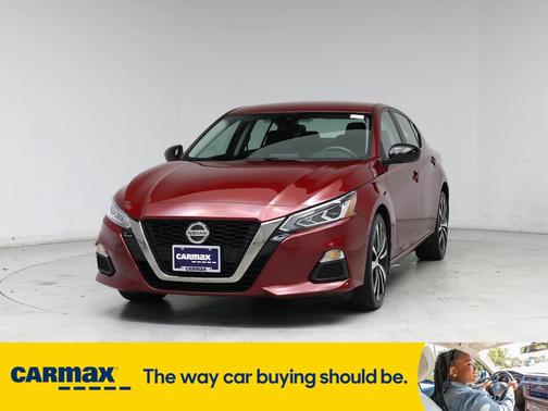 2022 Nissan Altima SR