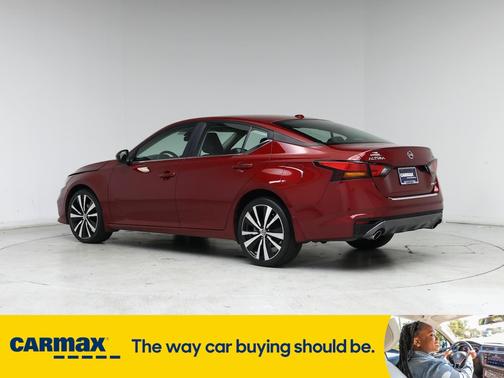 2022 Nissan Altima SR