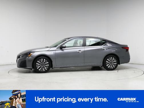 2023 Nissan Altima SV