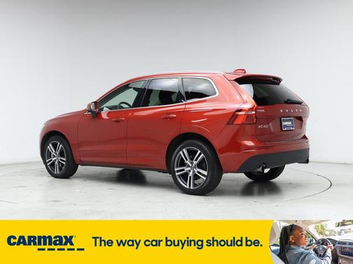 2021 Volvo XC60 T5 Momentum