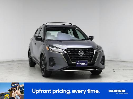 2021 Nissan Kicks SR