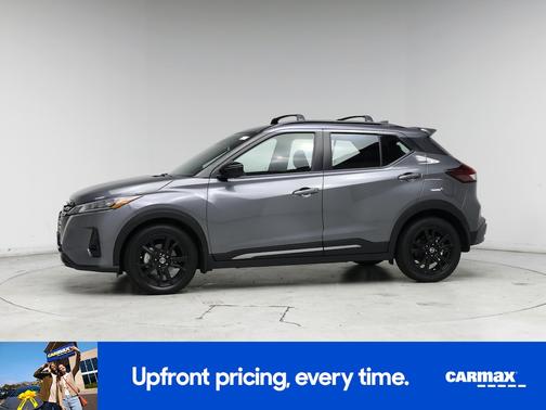2021 Nissan Kicks SR