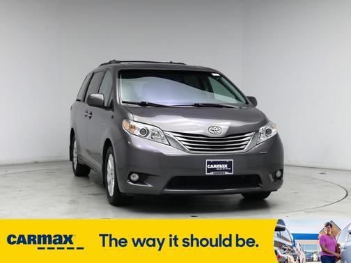 2016 Toyota Sienna XLE