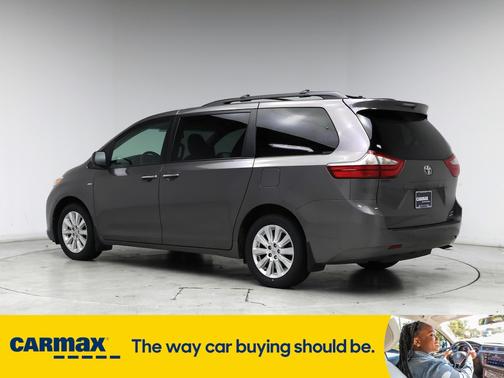 2016 Toyota Sienna XLE
