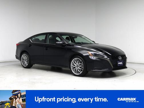 2023 Nissan Altima SR