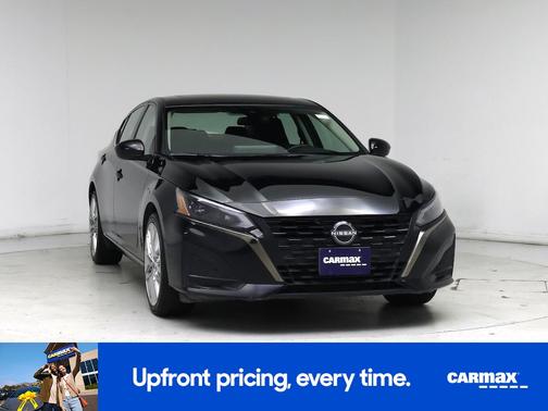 2023 Nissan Altima SR