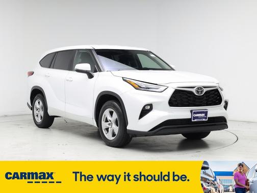 2023 Toyota Highlander LE
