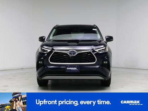 2022 Toyota Highlander Hybrid Platinum