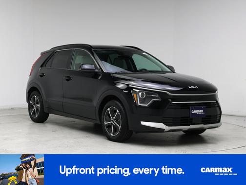 Black 2024 Kia Niro EX
