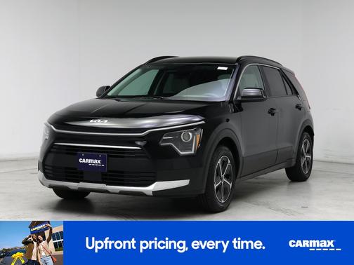 Black 2024 Kia Niro EX