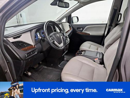 2019 Toyota Sienna Limited Premium