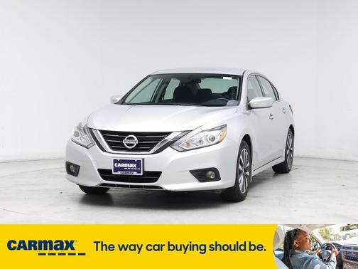 2017 Nissan Altima SV