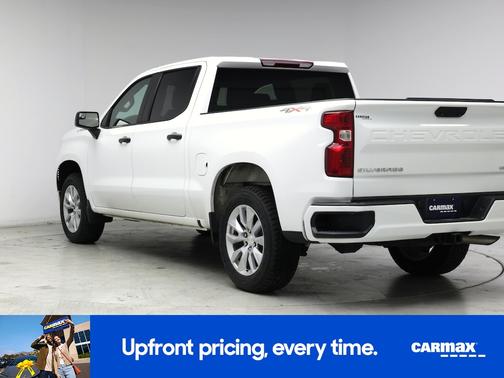 White 2022 Chevrolet Silverado 1500 Custom
