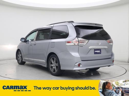 2017 Toyota Sienna SE