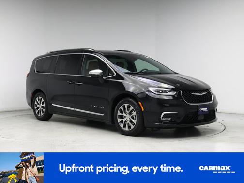 2023 Chrysler Pacifica Hybrid Pinnacle