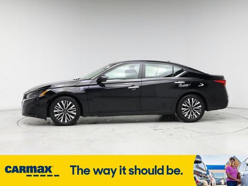 2024 Nissan Altima SV