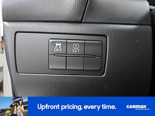 White 2015 Mazda Mazda3 I SV