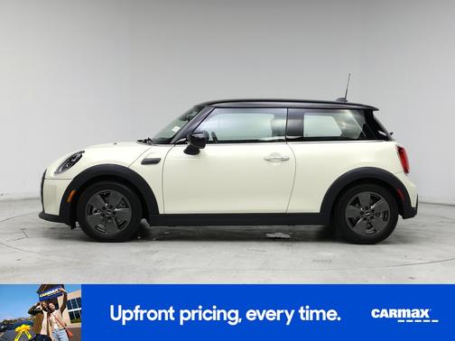 White 2022 MINI Hardtop