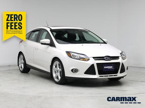 White 2014 Ford Focus Titanium
