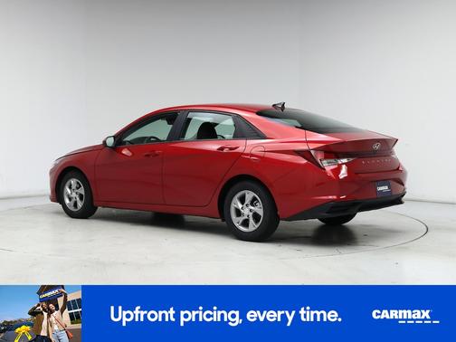 2022 Hyundai ELANTRA SE