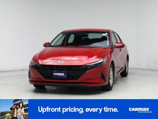 2022 Hyundai ELANTRA SE