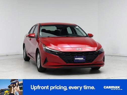 2022 Hyundai ELANTRA SE