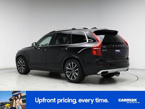2017 Volvo XC90 T6 Momentum