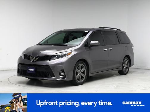 2020 Toyota Sienna SE