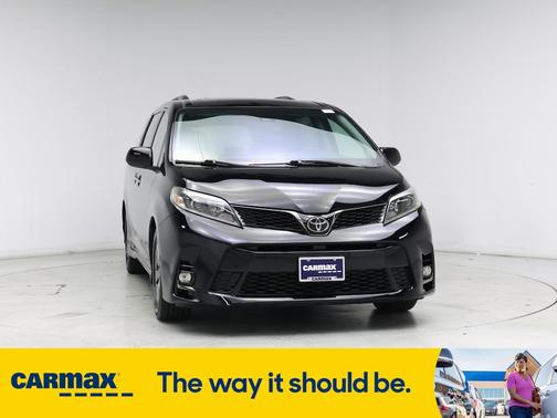 2018 Toyota Sienna SE Premium