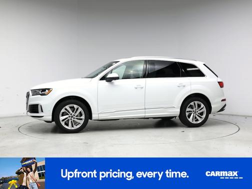 White 2022 Audi Q7 Premium Plus