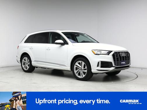 White 2022 Audi Q7 Premium Plus