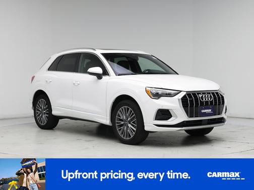 2022 Audi Q3 Premium