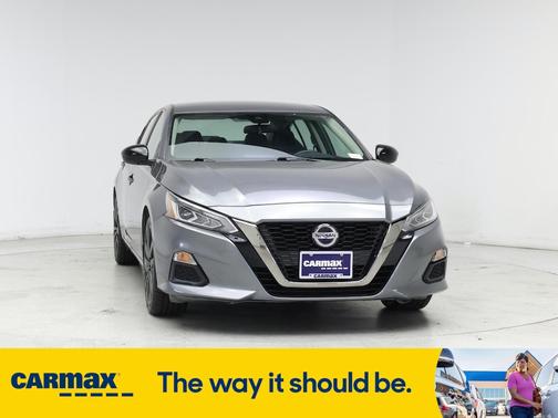 2020 Nissan Altima SR