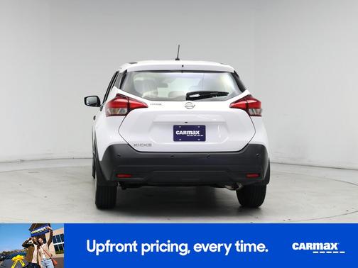 2020 Nissan Kicks S