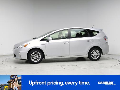 2014 Toyota Prius v Two