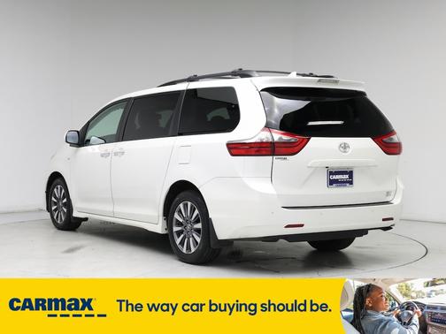 2020 Toyota Sienna XLE Premium
