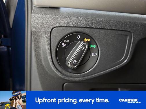 2022 Volkswagen Atlas Cross Sport SEL Premium R-Line