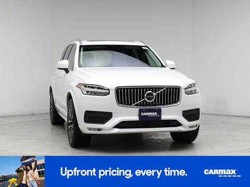 2020 Volvo XC90 T6 Momentum